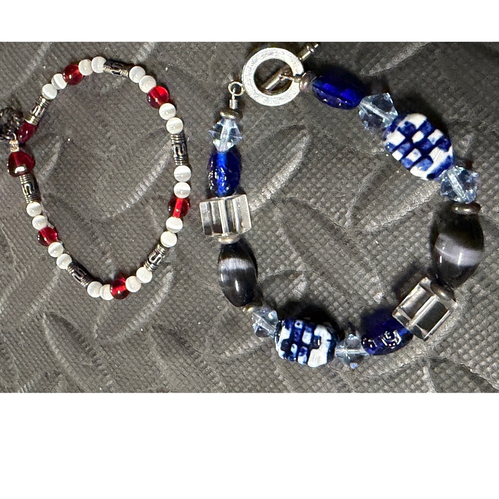Beaded Bracelet‎ 2 pc Patriotic USA Glass Ceramic Toggle Clasp Artisan Beads